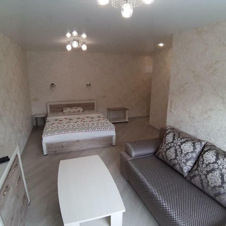 Однокомнатная Квартира На Площади Победы Apartamento Gomel Exterior foto