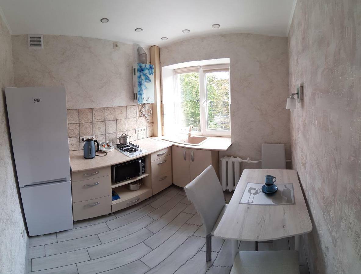 Однокомнатная Квартира На Площади Победы Apartamento Gomel Exterior foto